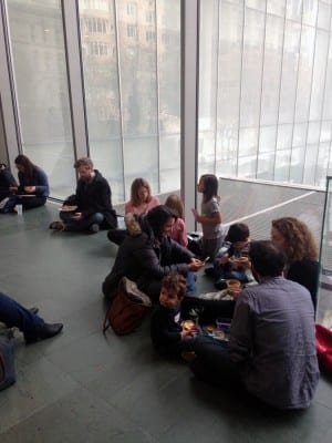 Participants with children during a lunch break. Food, drinks, and childcare were paid for through a grant provided by the Wikimedia Foundation. (photograph© Chelsea Spengemann)