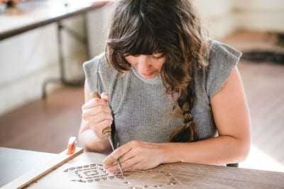 Patricia Fernández Carcedo working in her studio during her fall 2015 residency at Headlands Center for the Arts, Sausalito, California (artwork © Patricia Fernández Carcedo; photograph by Andria Lo, provided by Headlands Center for the Arts)