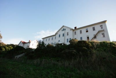 Exterior view of Headlands Center for the Arts, Sausalito, California (photograph by Andria Lo; provided by Headlands Center for the Arts)