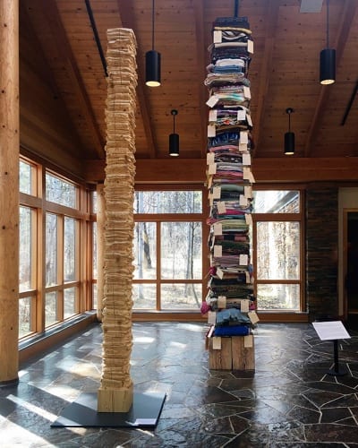 Marie Watt, Blanket Stories: Talking Stick, Works Progress, Steward (White Pine), 2016, salvaged white pine from the High Desert Museum property, 12 ft. x 11¼ in. x 11¼ in. (365.8 x 28.6 x 28.6 cm) (artwork © Marie Watt; photograph provided by Marie Watt Studio)