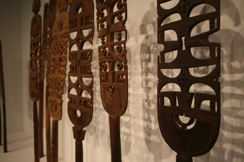 Installation view of tent posts used to support the tent wall made by Unidentified artists, Tuareg (Mali, Niger), ca. 1970s, wood with metal repairs, in Made to Move: African Nomadic Design, Handwerker Gallery 2017 (photograph by Andreas Hunziker)